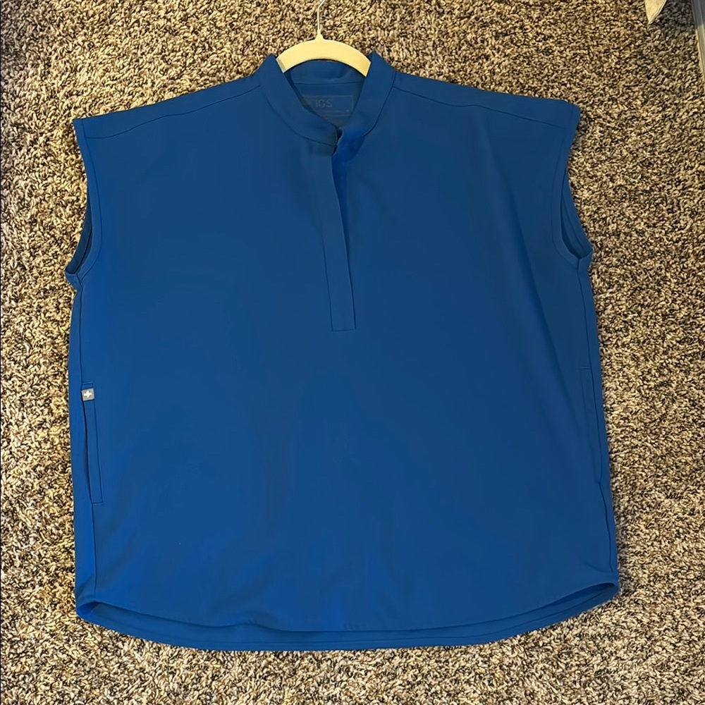 Figs Rafaela scrub top royal blue size medium